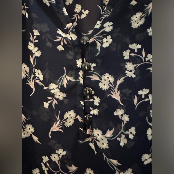 Maurice’s Navy Blue Floral Tunic - Picture 2 of 5
